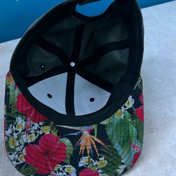 Vans SnapBack hat - Picture 4 of 4